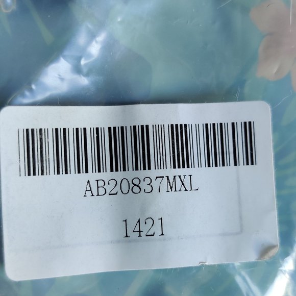 Bikini - Picture 3 of 3